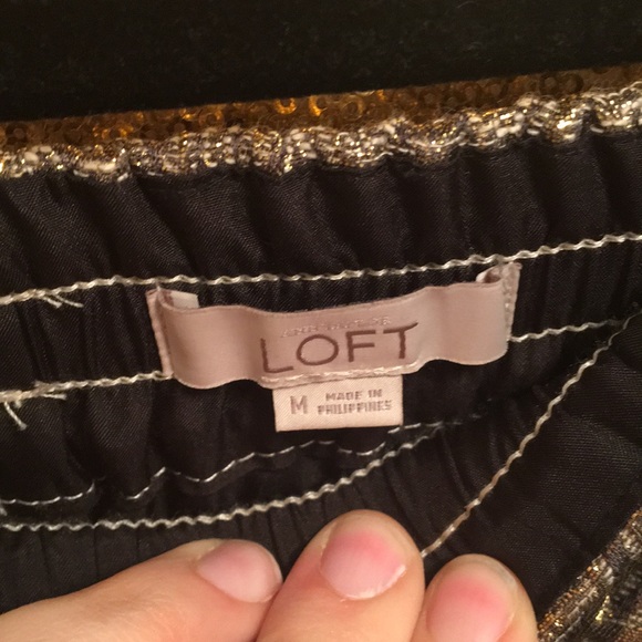 LOFT Gold Metallic Elastic Waist Skirt size M - Picture 4 of 7